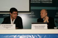 El Secretario General de la FEMP, Juan Avila, y Manuel Villoria, en la inauguración del Curso.